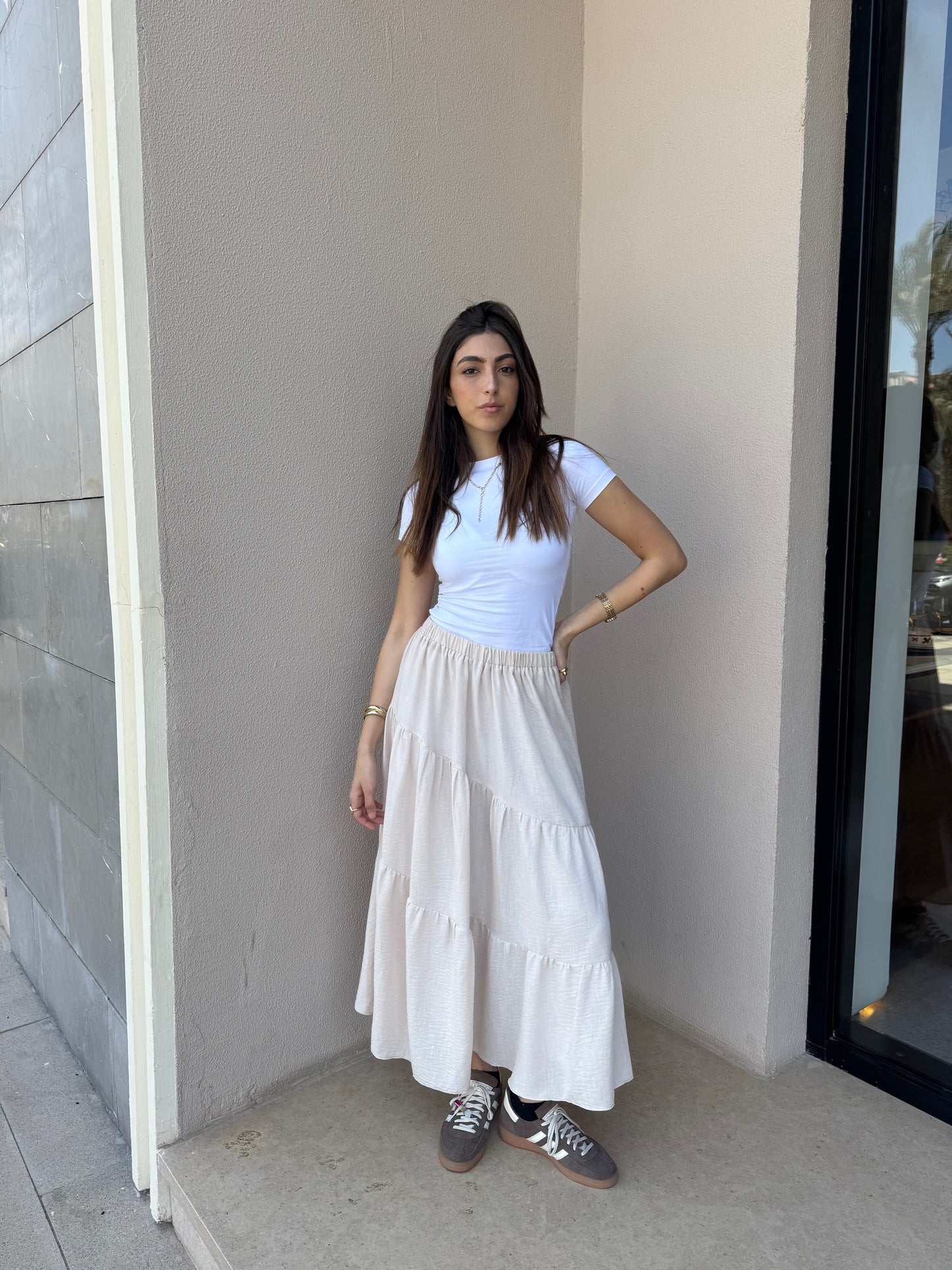 Jasmine ruffle skirt in Beige