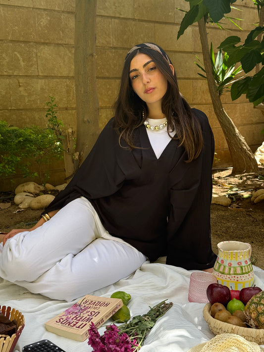 Pleated Linen shirt in Black