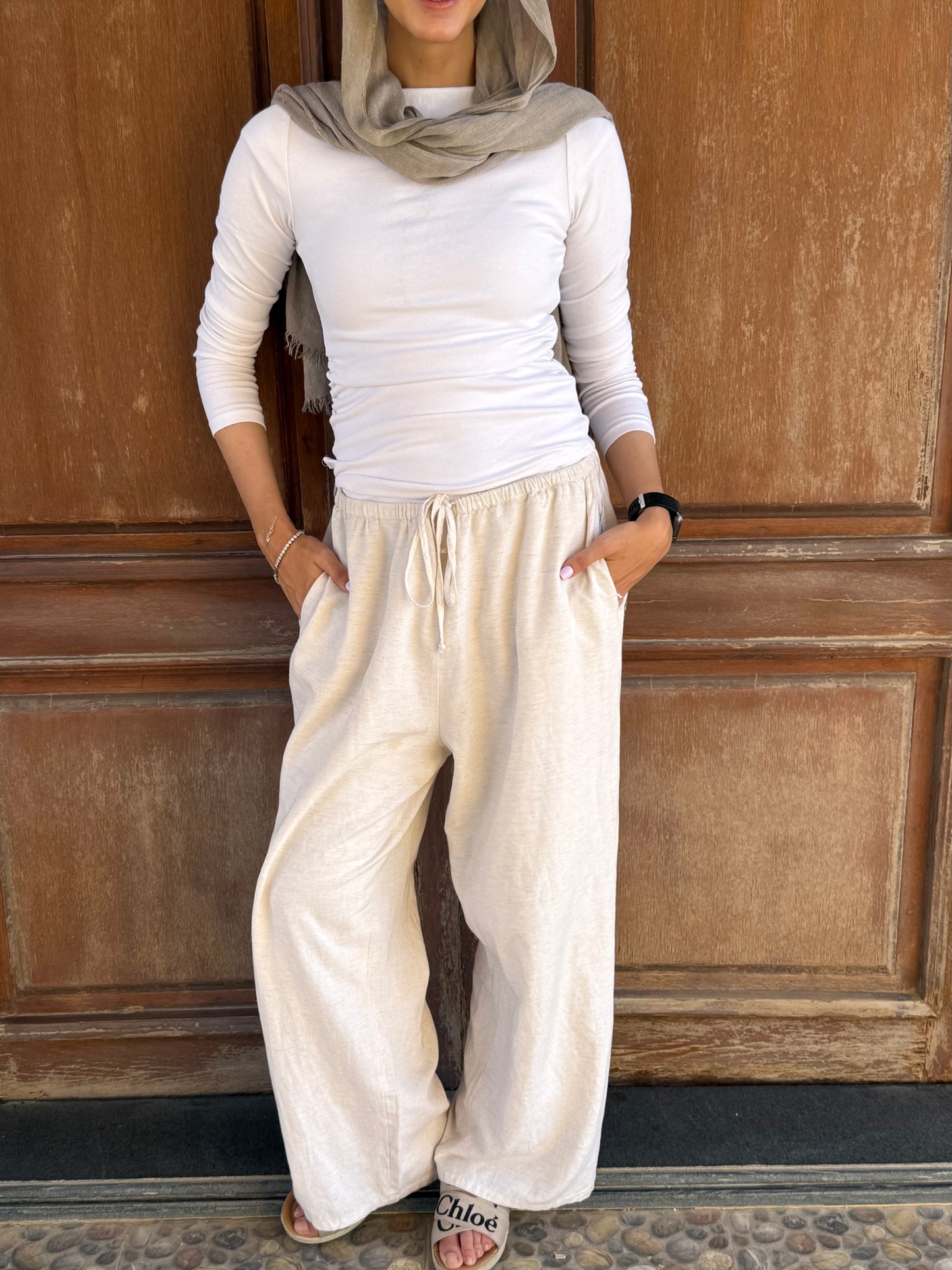 Wide Linen pants in Beige
