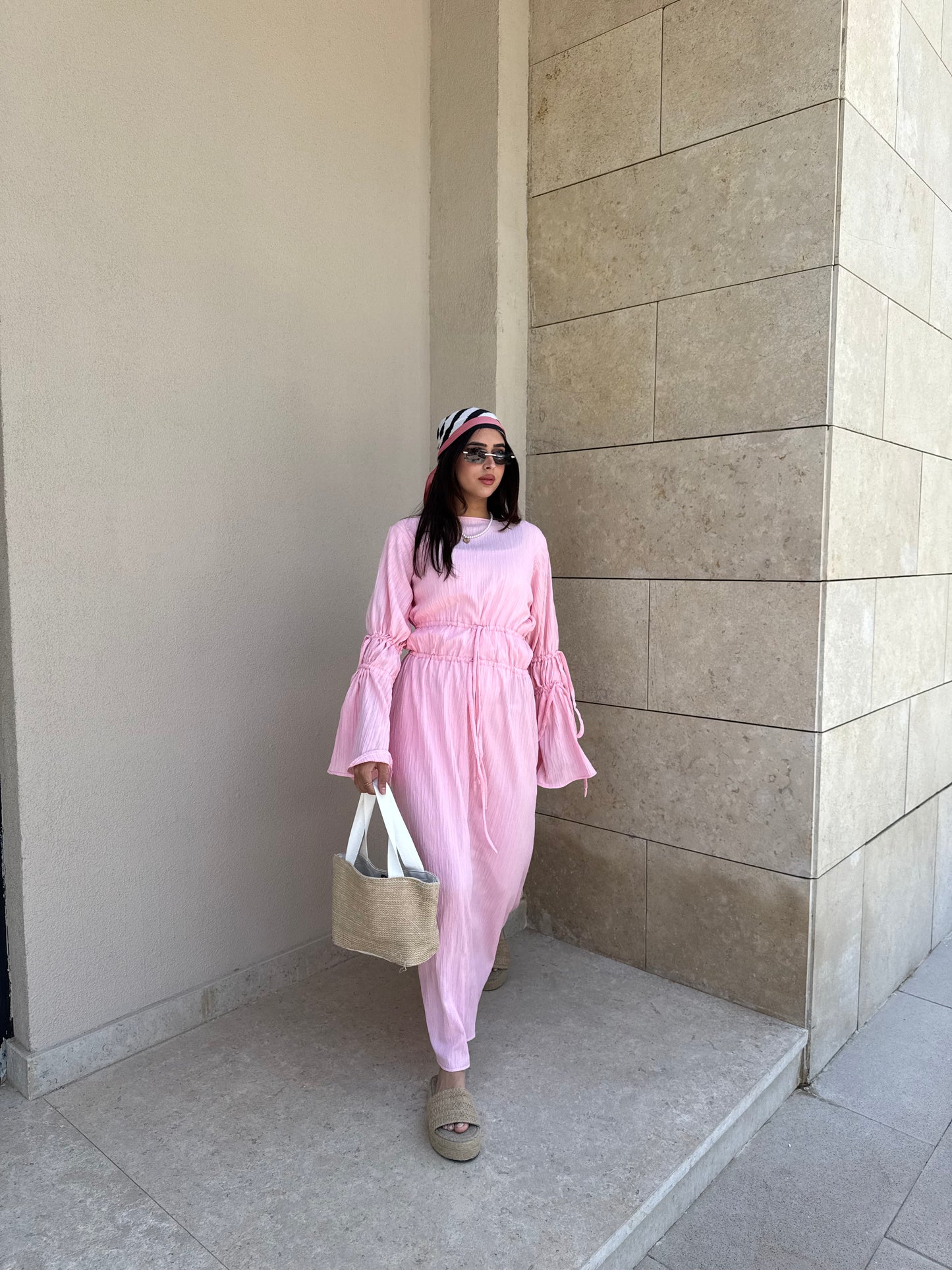 Daisy crinkled dress in Pink