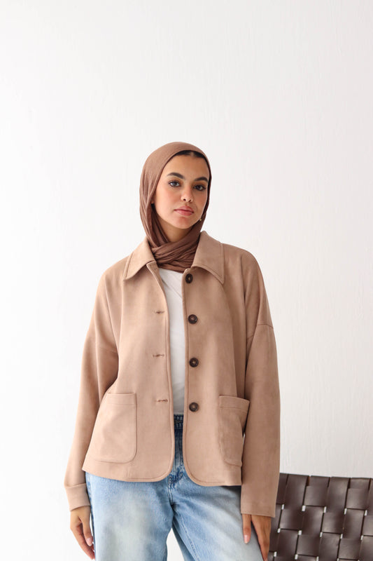 Suede button jacket in Hazelnut