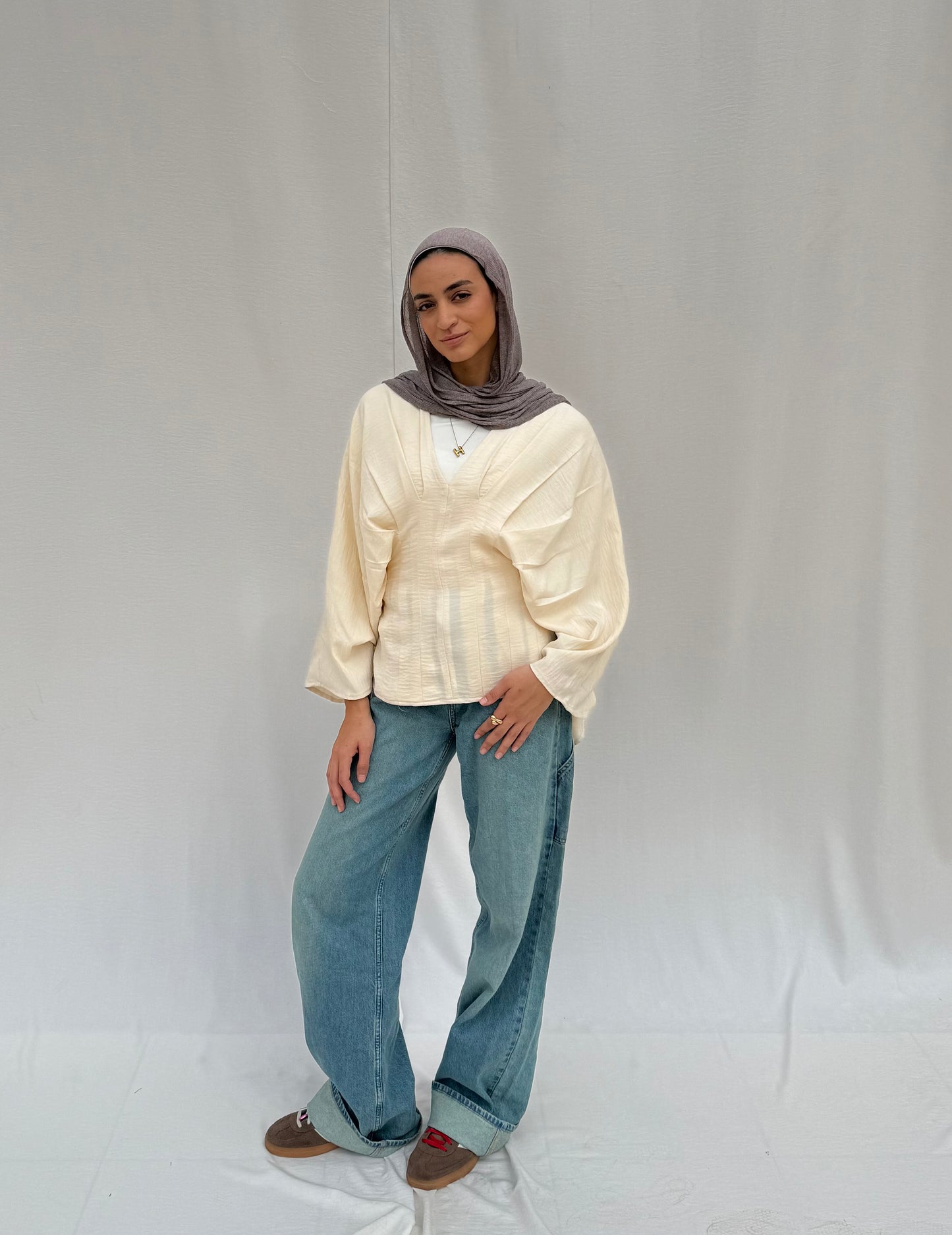 Pleated Linen shirt in Offwhite