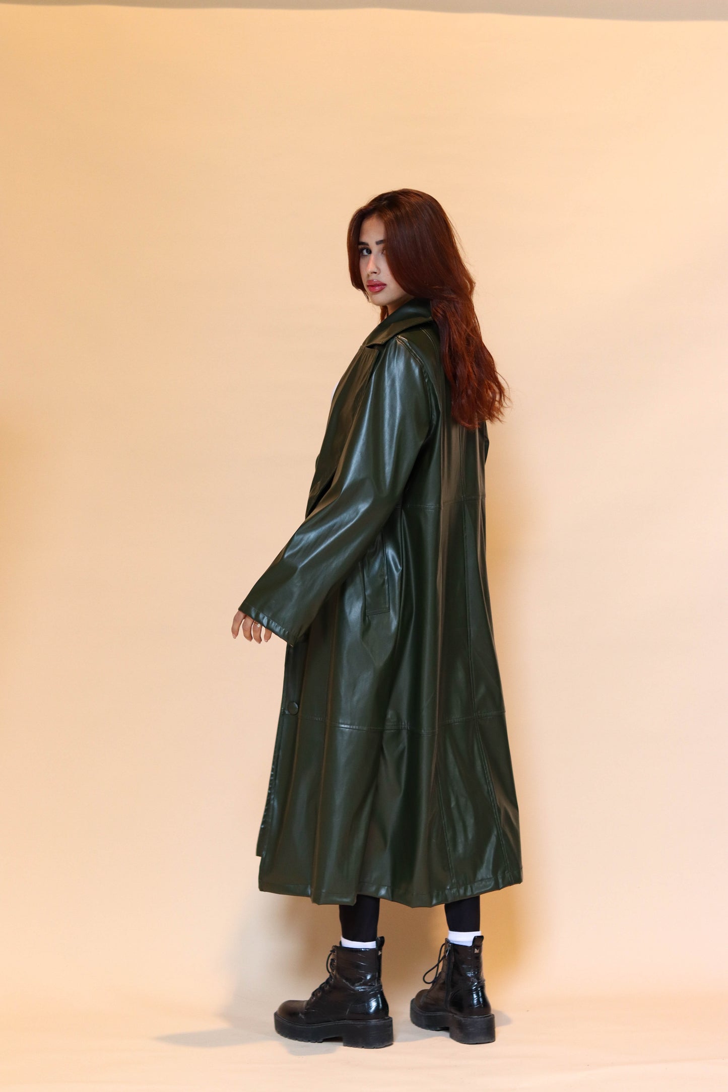 Leather trench coat in Olive