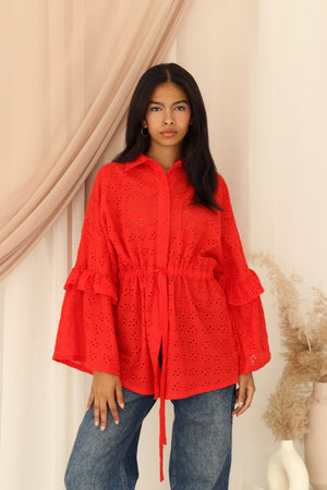 Embroidered buttons shirt in Red