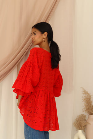 Embroidered ruffle top in Red