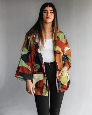 Camouflage waterproof jacket with pockets